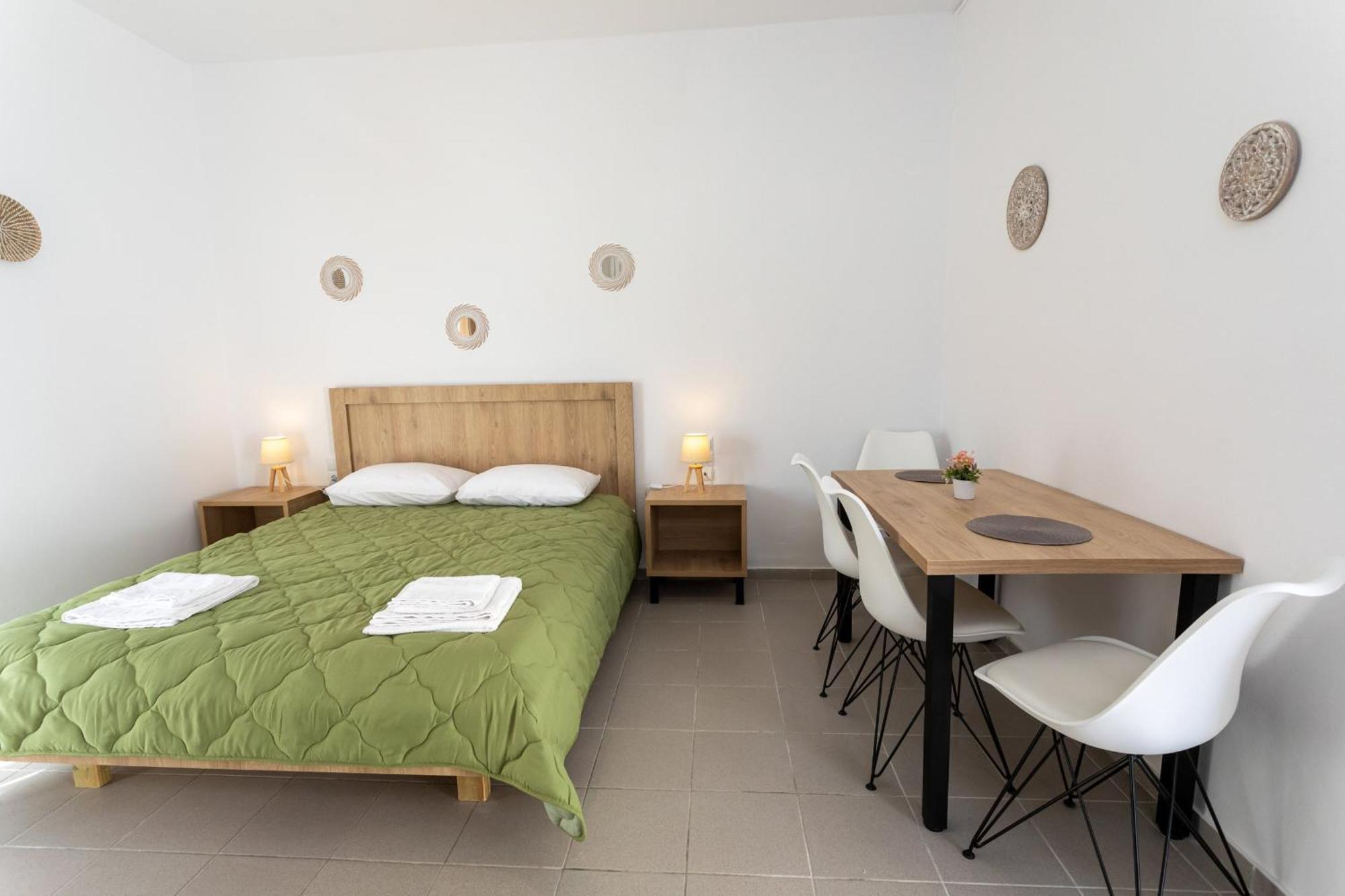 Dionysiasea 1 - Cozy Escape Steps From The Beach! Gazi Exterior foto