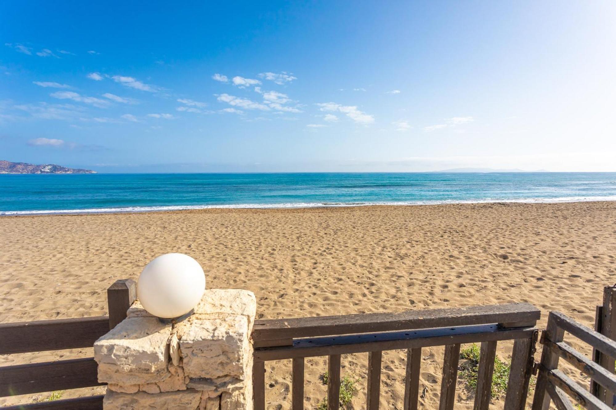Dionysiasea 1 - Cozy Escape Steps From The Beach! Gazi Exterior foto